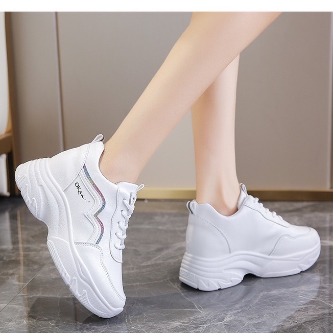 Sepatu Cewek Sneakers Tinggi Spatu Putih Wanita Import Terbaru  Sneaker Olahraga Modis Trend 2022 SP-181