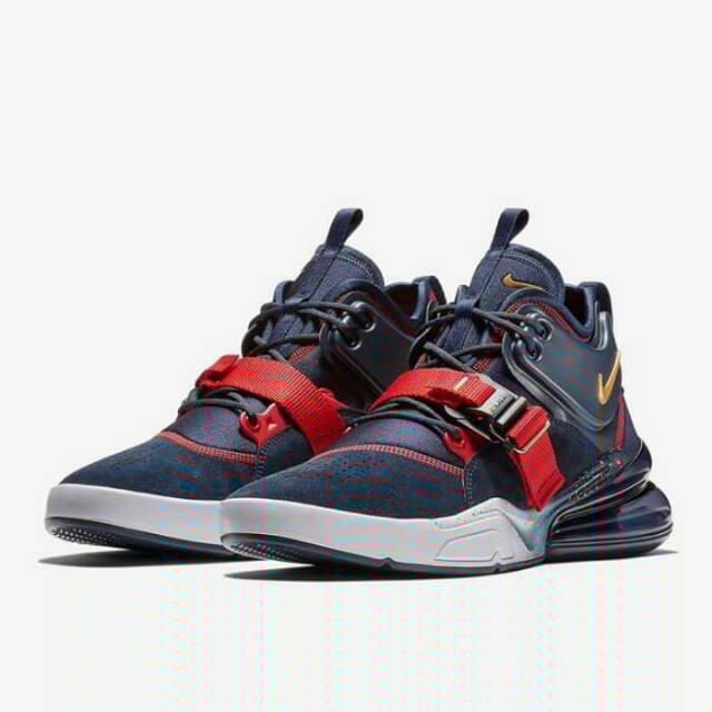 Nike Air Force 270