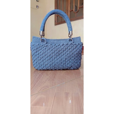 tas rajut motif crocodile scales