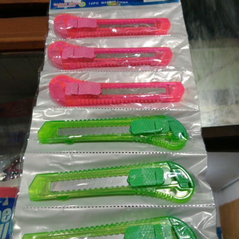 

Cutter Art Design Knives Safari Brand