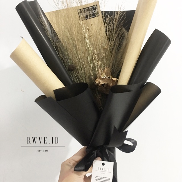

Bucket dried Flower / black gold / Bunga kering