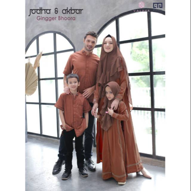 FAMSET JODHA AKBAR GINGGER BY AHZARAYY