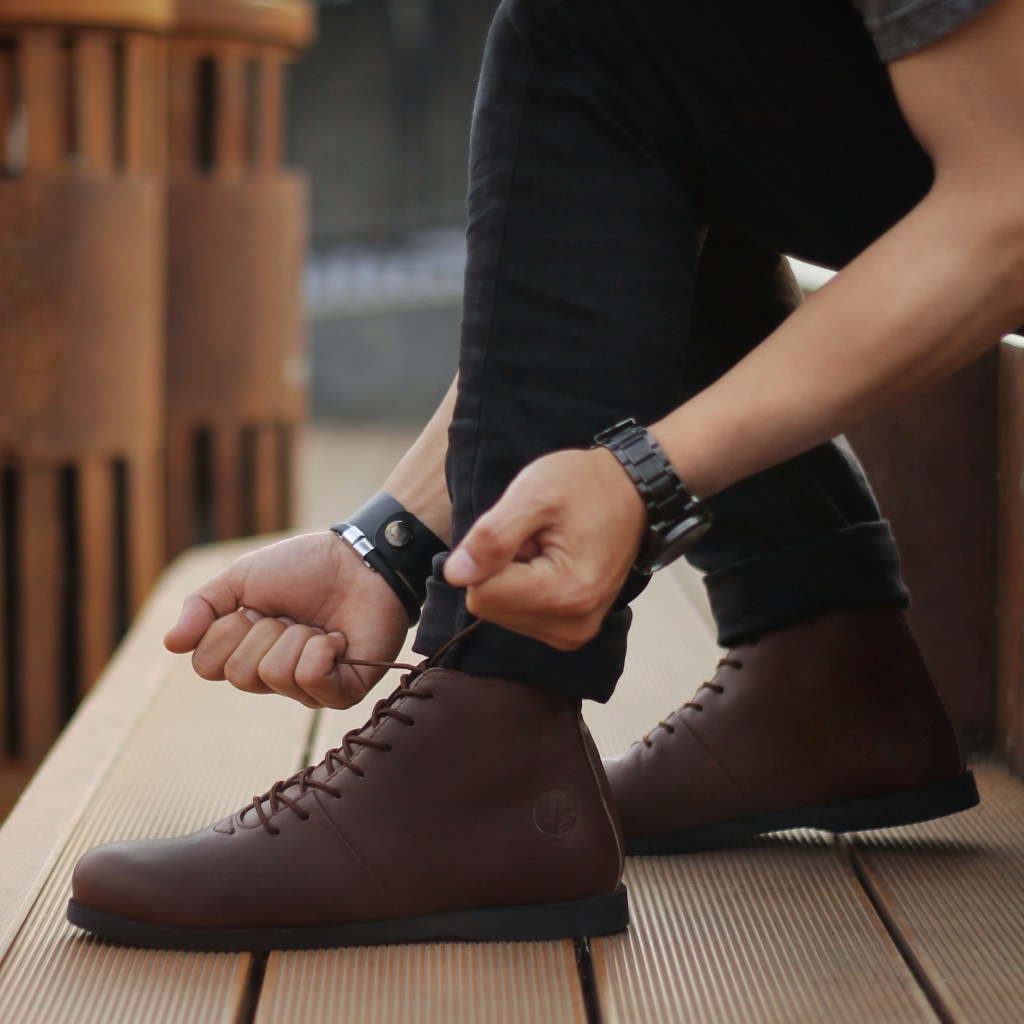 STREAM 02 BLACK ORIGINAL x REYL MAN Sepatu Kulit Sapi Asli Pria Boots Full Hitam Tali Casual Semi Formal Vintage Klasik Jalan Santai Hangout Kuliah Kerja Kantor Classic Boot Genuine Leather Shoes Motor Bikers Touring 2.0 Footwear Keren Terbaru Kekinian