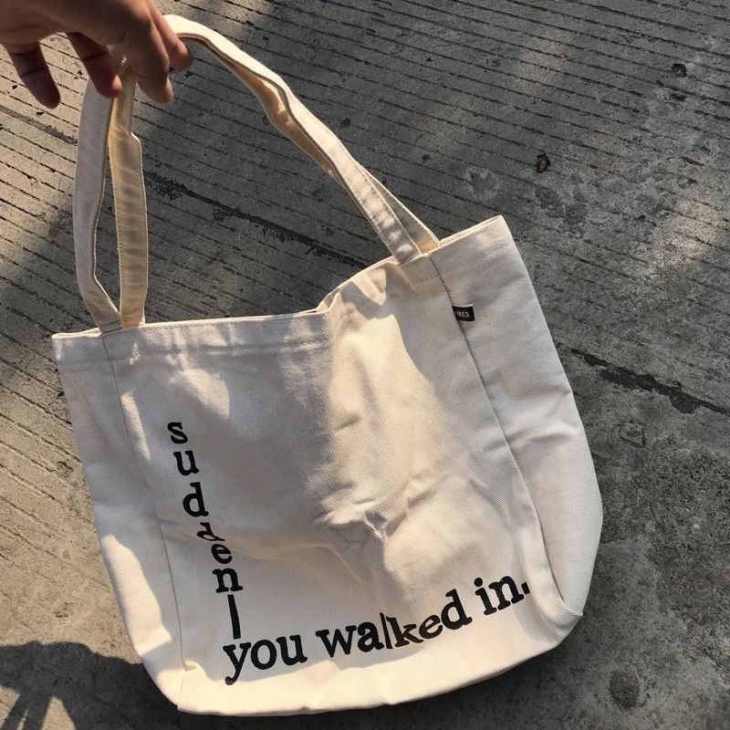 TOTEBAG KANVAS SUDDENLY YOU WALKED IN Size 45x34x15 cm