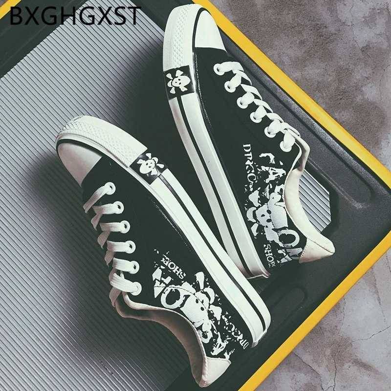 Sepatu sneaker pria kekinian keren murah