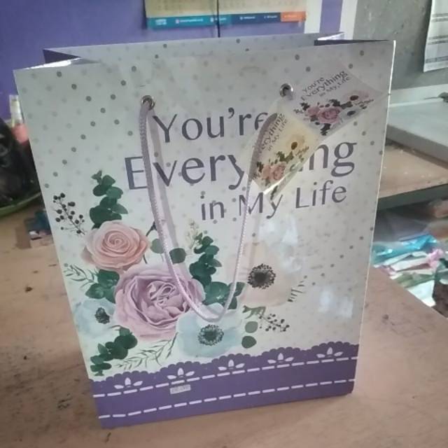 

Paper Bag Kiky uk.33x26