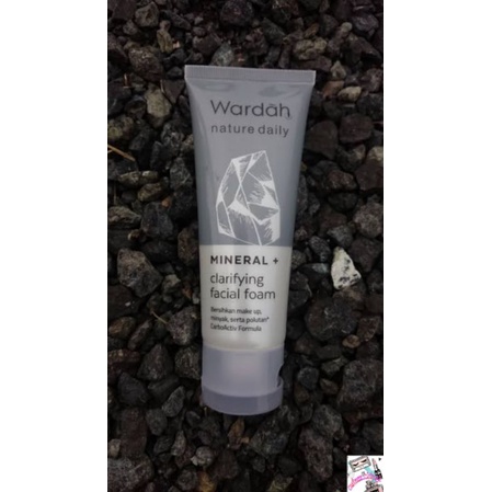 ☃️Cutezz_ching1☃️Wardah Nature Daily Mineral+Clarifying Facial Foam 100ml.