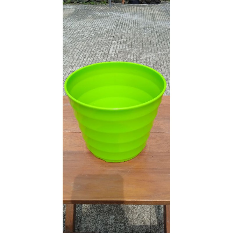 pot hijau / pot plastik / pot murah / pot unik