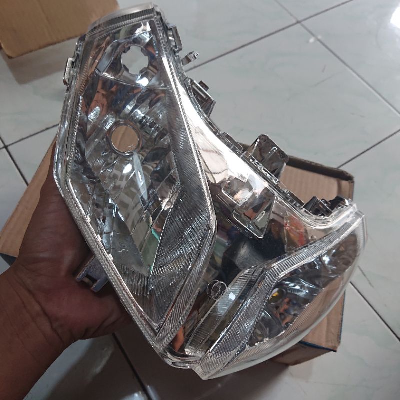 lampu depan reflektor honda vario techno 110 karbu merk win