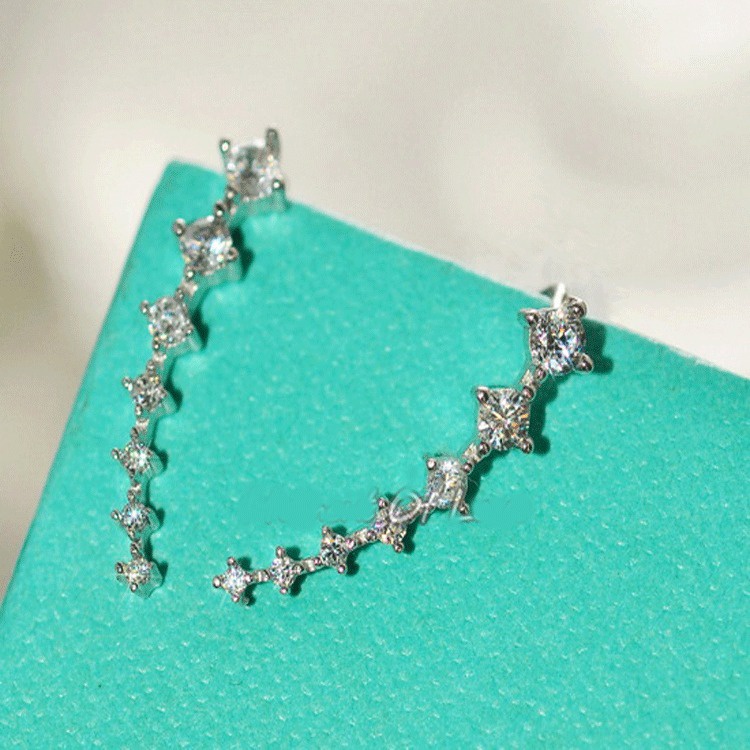 Anting Summer Martinez Fashion Korea Tindik atau Tusuk Garis Comet Berlian Wanita Aksesoris Murah-5