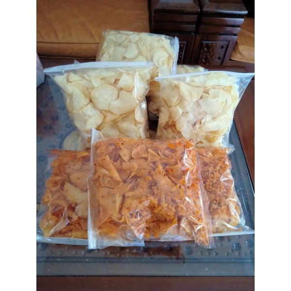 

keripik singkong/keripik setan/keripik pedas