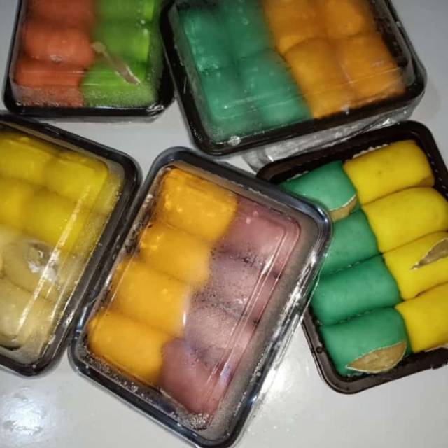 

Pancake durian mini isi 8