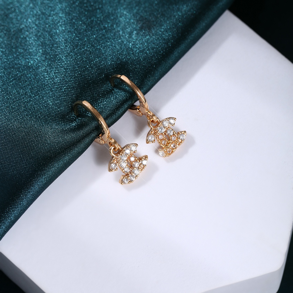 ✨✅COD❤Anting Titanium Mewah Berlian Aksesoris Wanita Anting Rose Gold Pesta Earrings D145-2