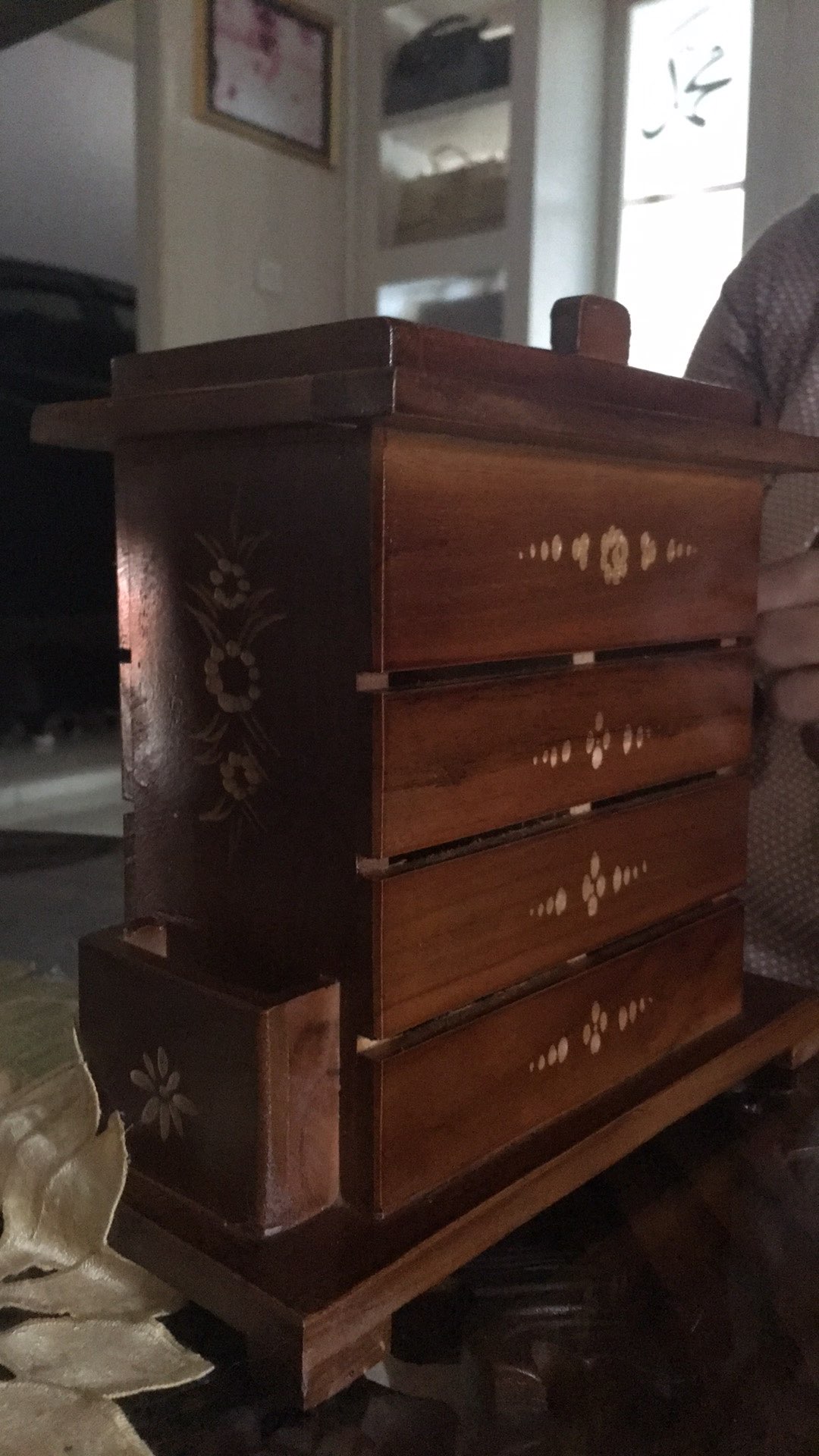 Tempat Sendok Garpu Kayu Jati Motif Cukit