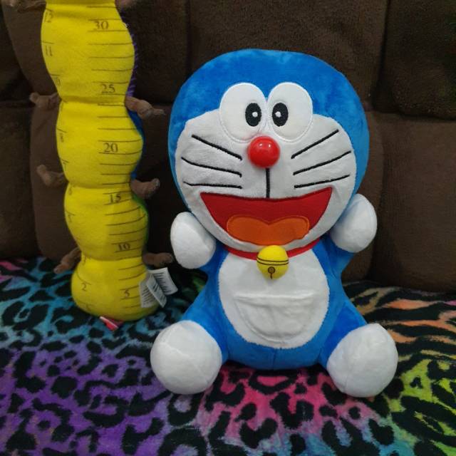 Doraemon ketawa (preloved)
