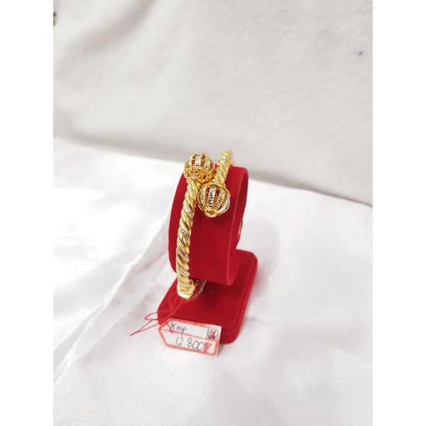 GL719i211i gelang model plintir tinju dewian kombinasi emas putih berat 12.800 d 5.7x4.7cm kadar 70%