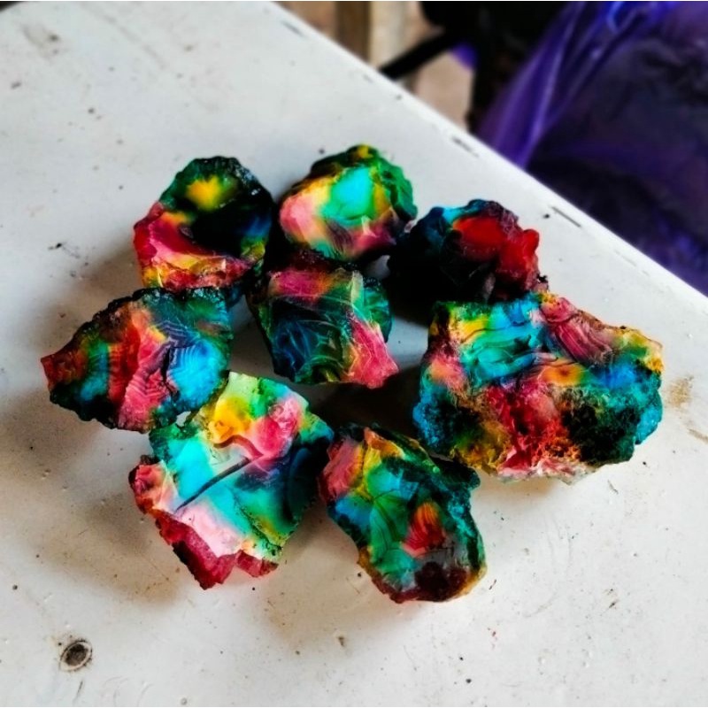 bahan batu rubah pelangi