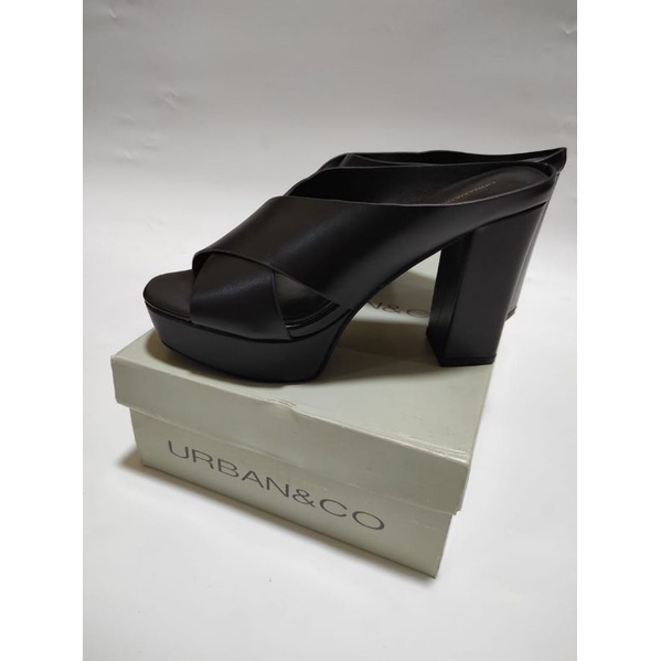 sepatu / sandal wanita urban&co
