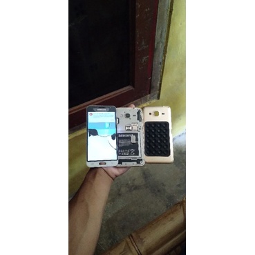 SAMSUNG J3 2016/J320G MINUS LCD BERGARANSI