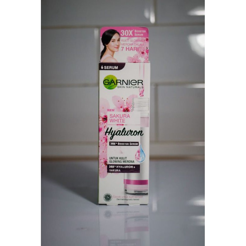 Garnier Sakura White Hyaluron 30x Booster Serum 30mL