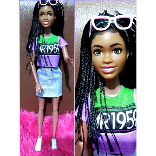 boneka Barbie doll Afrika-Amerika pivotal