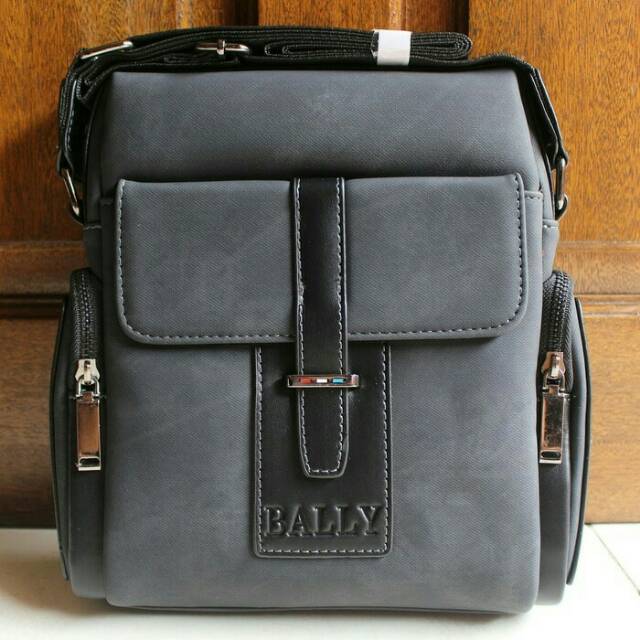 TAS SELEMPANG PRIA KANTOR CASUAL BRANDED IMPORT - BALLY 819 BLACK