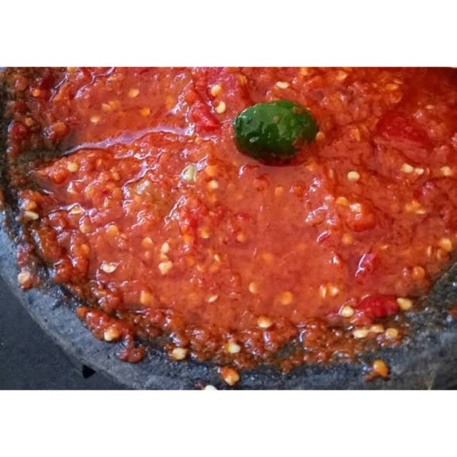 

Sambalado Merah/ Hijau | Cabe Pedas Khas Minang