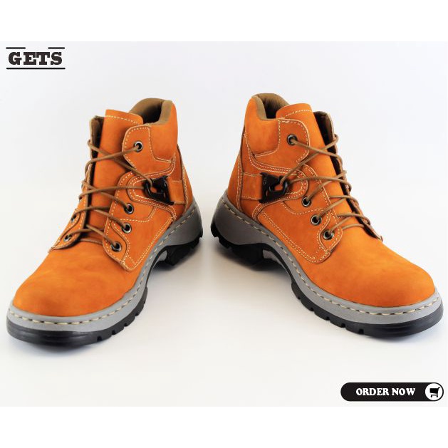 Sepatu Pria Boots Safety Armour Hitam Working Proyek Hiking Sepatu Cowok Adventure Terbaru