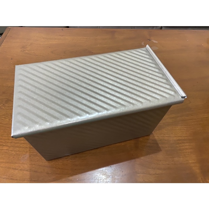 Loyang Teflon loaf roti tawar 10x11x20 cm Gold cetakan loyang non stick