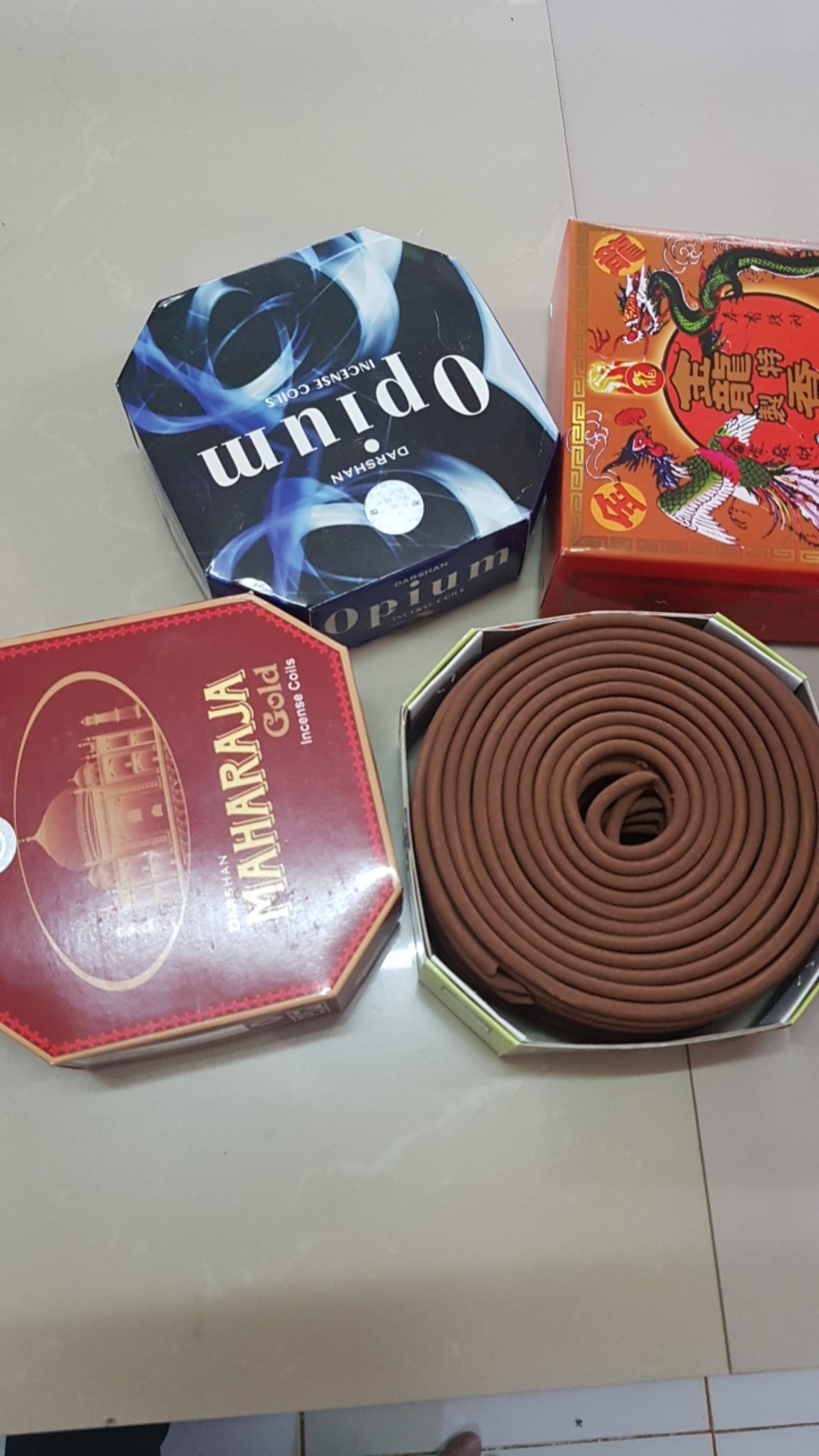 Hio Lingkar Maharaja, Jasmine, Business, Chandan, Red Rose, Champa, Lotus, Amber, Dharsan, Opium