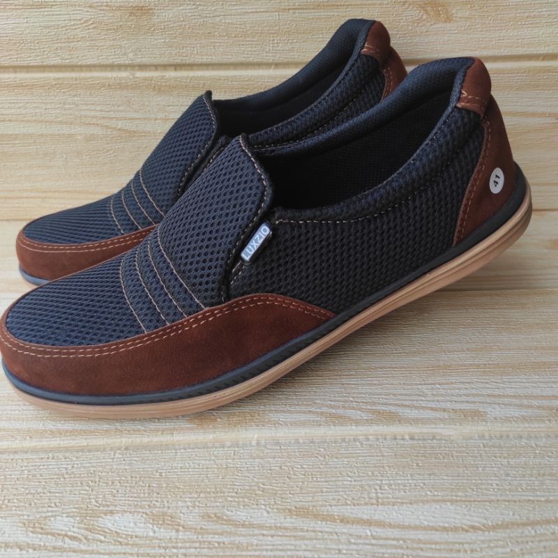 Sepatu Pria Kulit Slip On Kasual Formal Kantoran sol Karet Suede