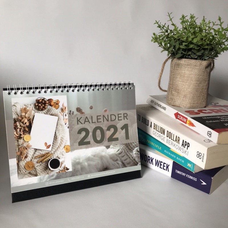 

KALENDER MEJA EKSKLUSIF Earth Tone (Art paper kualitas tinggi , grafis jelas dan tajam)