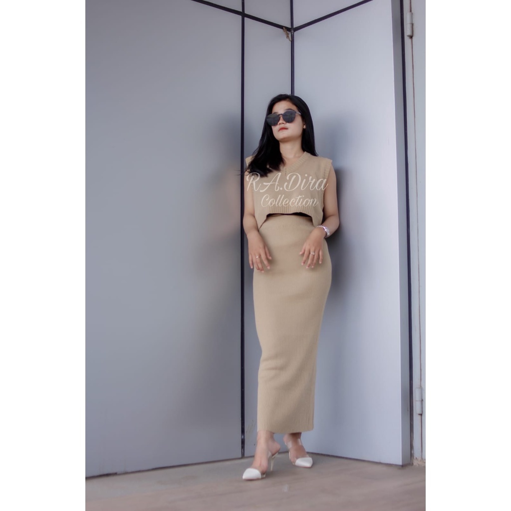 PROMO!!! ONE SET/VEST ROMPI RAJUT WANITA/CROP/ROK SPAN/RAJUT TEBAL PREMIUM/KEKINIAN/TERMURAH