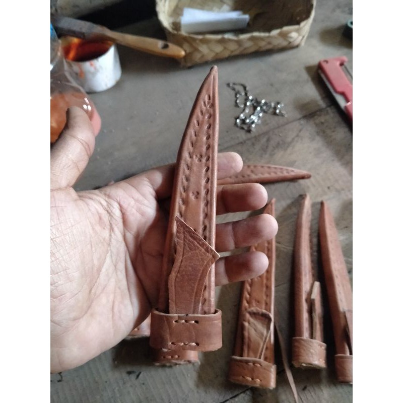 sarung pisau kulit sapi asli
