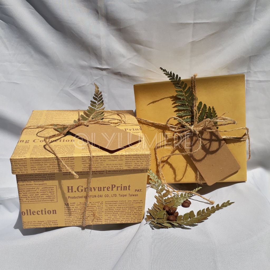 

Giftbox Kotak Kado Vintage 15x15x10 cm