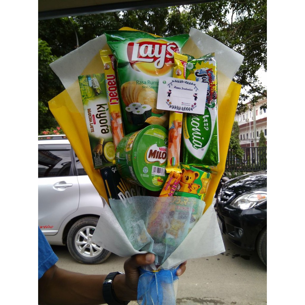 

BUKET SNACK 100 BY WISUDA KARAWANG