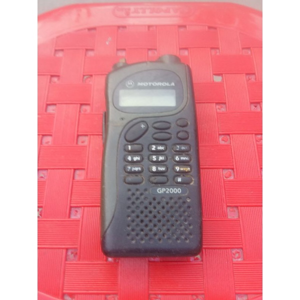 HT MOTOROLA GP 2000 VHF BEKAS
