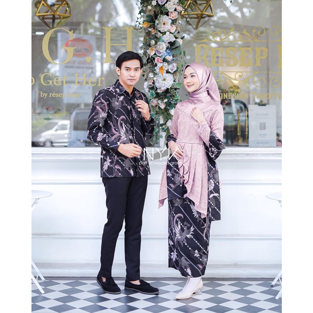 Kebaya Couple Zeline Brukat Tulle Mutiara - Batik Couple Kebaya Modern - Outfit Kondangan Wanita Kekinian - Kebaya Couple Tunangan - Couple Batik Brokat