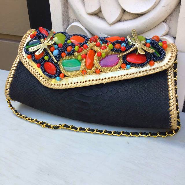 Nina Size M Black Color - Tas Kulit Ular Model Amplop