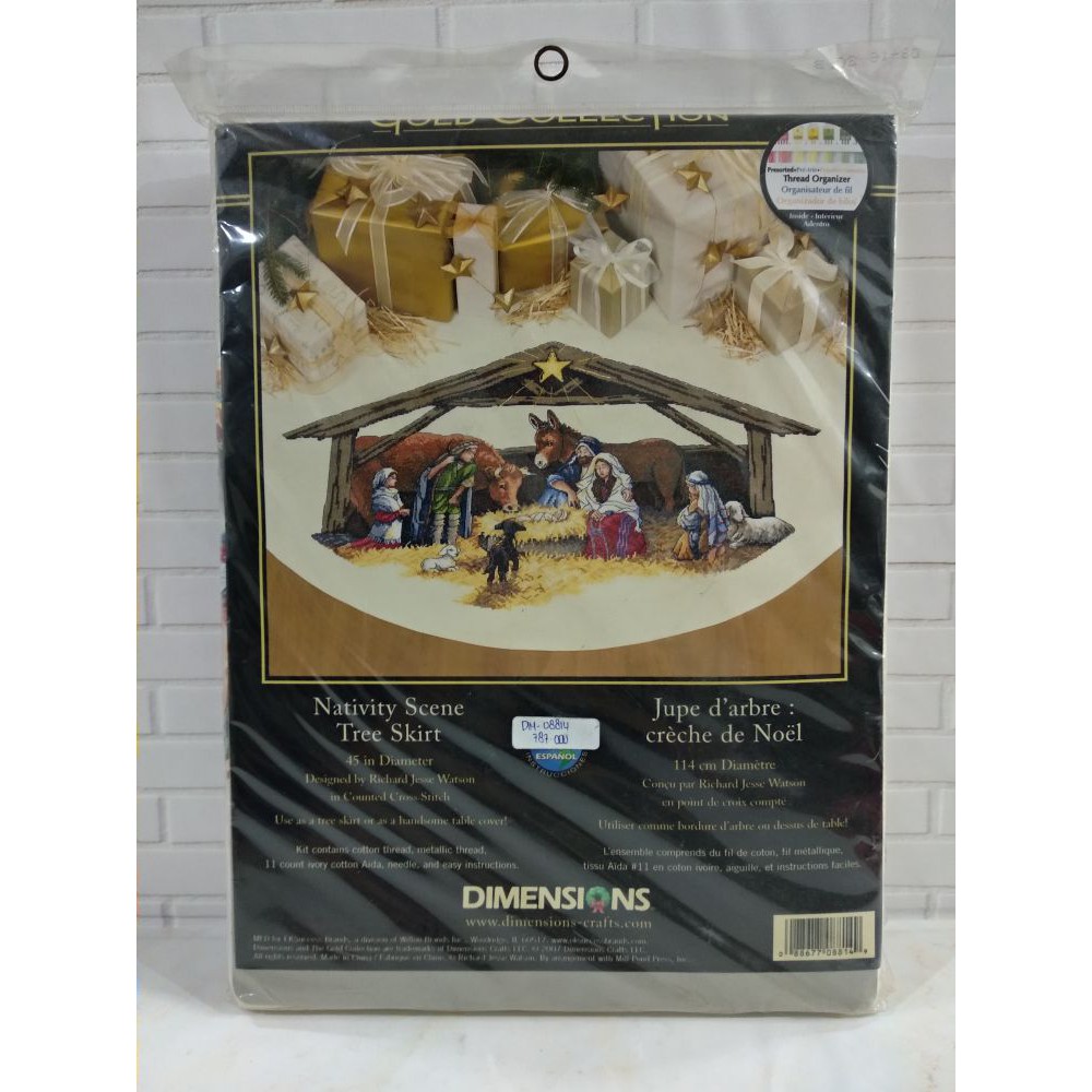 Paket Kristik Original Dimensions 08814 Christmas Yesus Keluarga Kudus Nativity Scene Tree Skirt