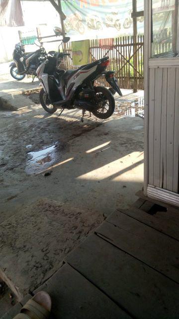 (alas Triplek + Aneka Karakter) Rak Kosmetik Full Karakter