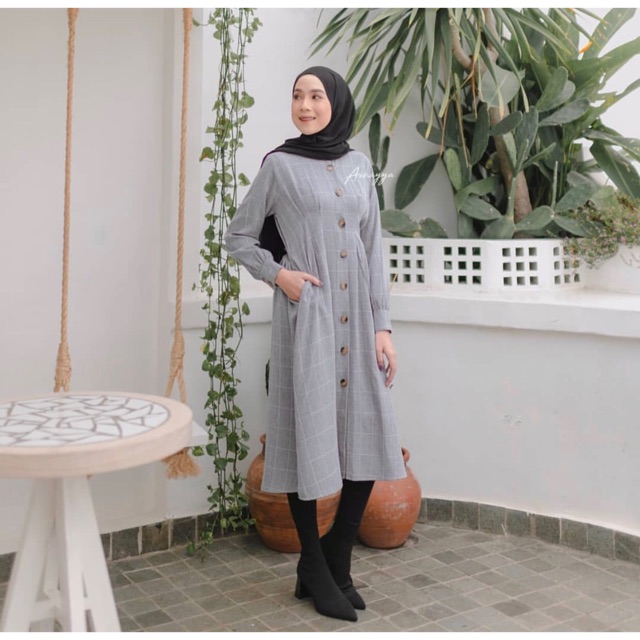 Cala midi dress by ainaya