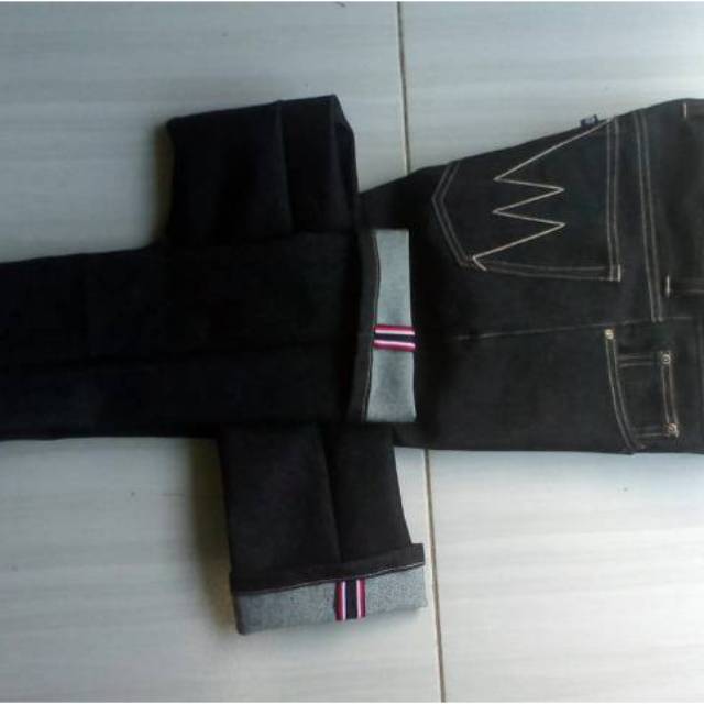 Celana Selvedge Accent Custom bahan denim jeans pria wanita terkini bisa request sesuai ukuran yang 
