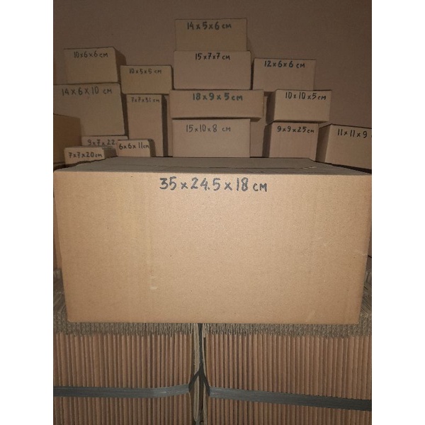 

Kardus 35x24.5x18 cm baru polos luar dalam