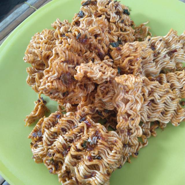 

Mie Iting 1kg cemilan murah enak pedas