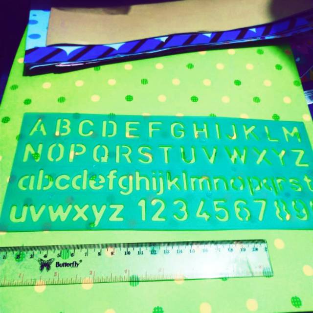 

Penggaris Abjad Mal BUTTERFLY 270