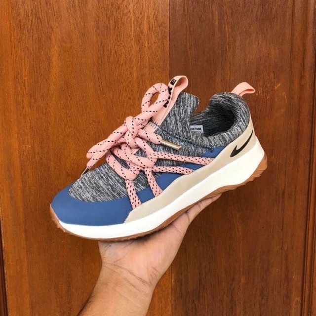BIG SALE  Nike City Loop Women Edition