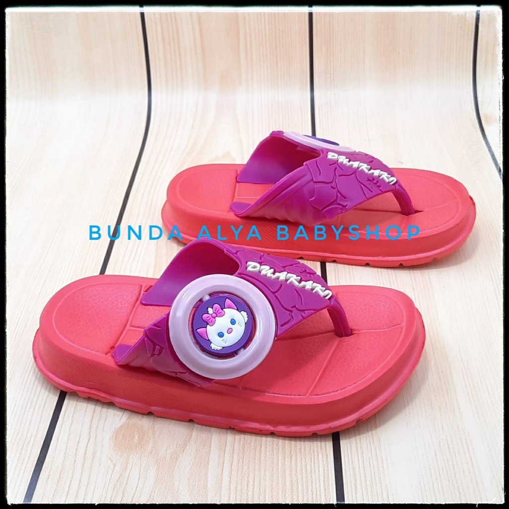 Sendal Anak Perempuan Jepit 3 4 5 Tahun MERAH Karet Elastis - Sandal Anak Cewek Kucing Anti Licin Karet Size 24 - 29