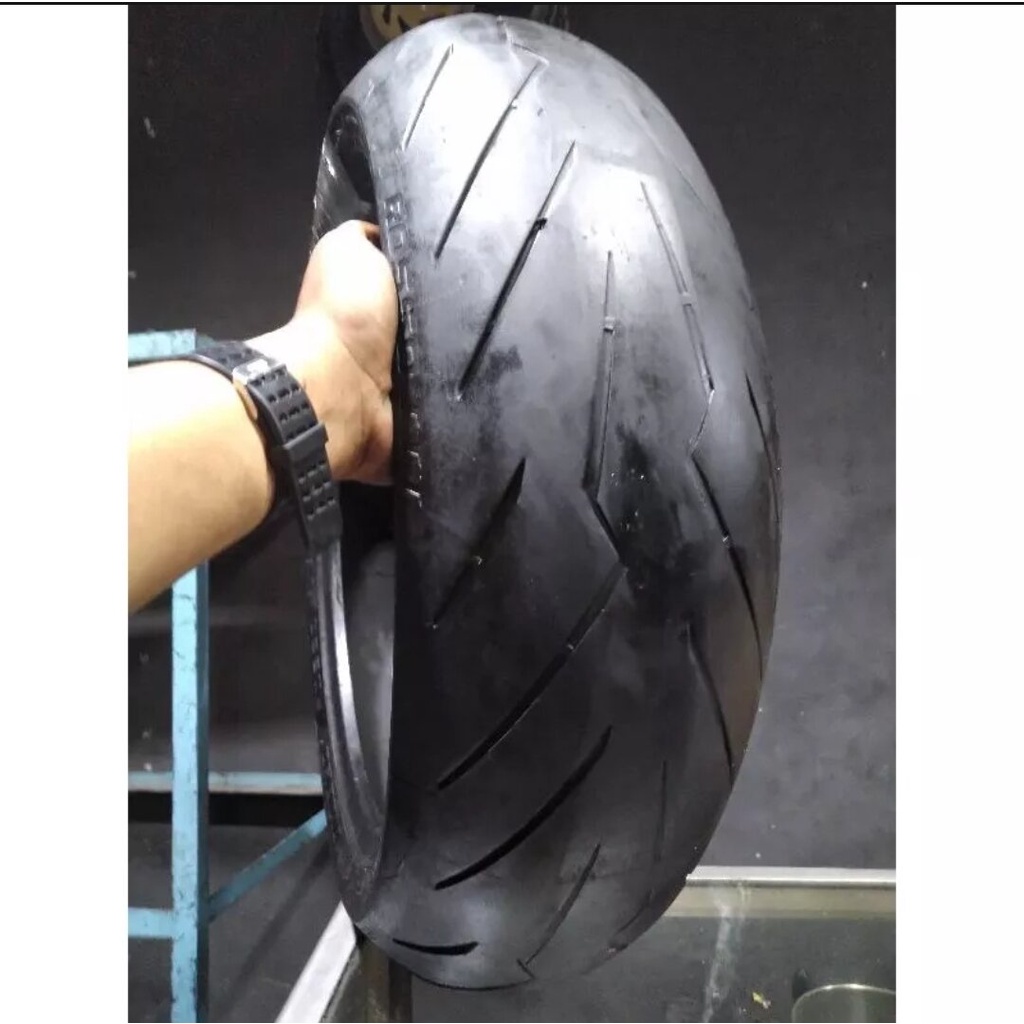 BAN MOGE UKURAN 190/55 R17 MERK PIRELLI DIABLO ROSSO SPORT