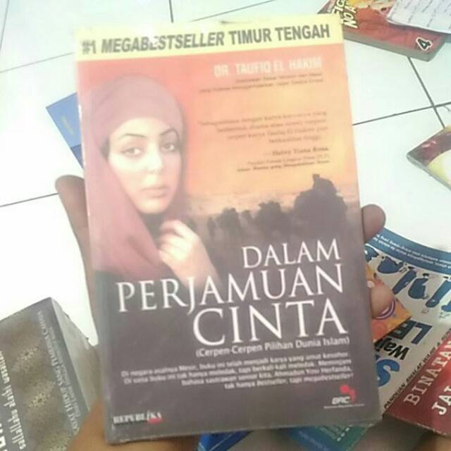 Dalam perjamuan cinta